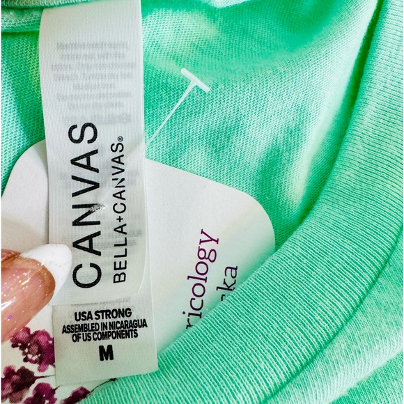 Bella Canvas Cropped T Shirt Graphic Fashion Tee SZ Medium & Large NEW! - Picture 3 of 14